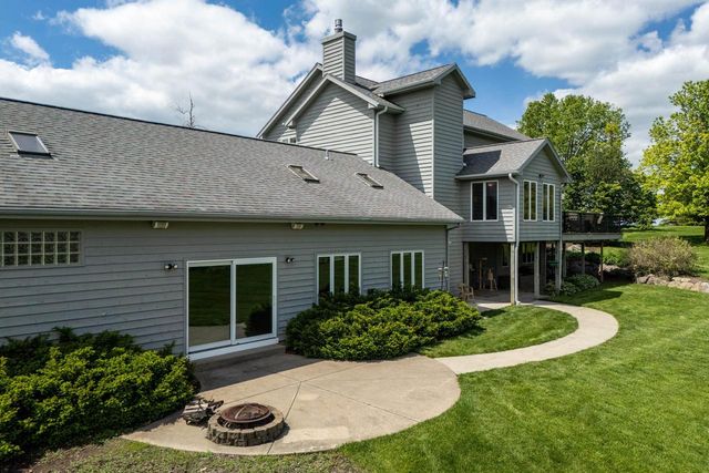 3576 Timber Lane, Cross Plains, WI 53528