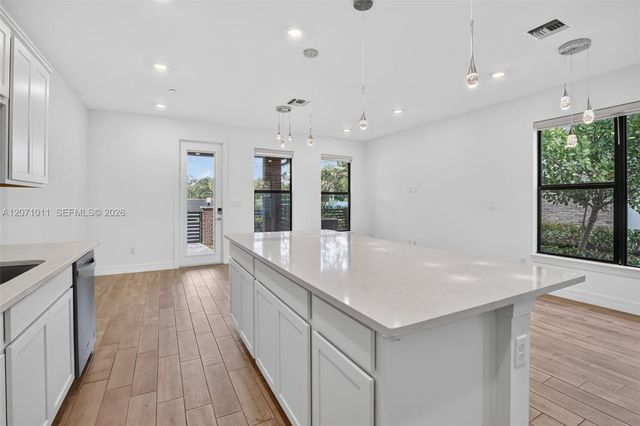 771 NW 84th Terrace, Plantation, FL 33324