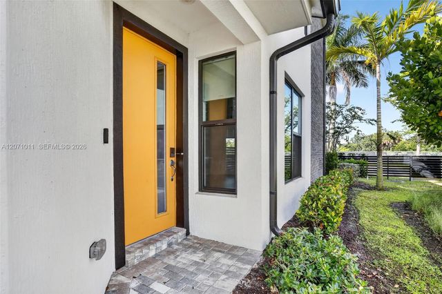 771 NW 84th Terrace, Plantation, FL 33324