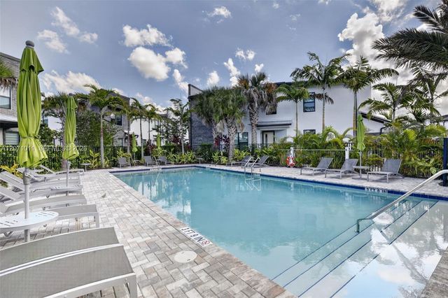 771 NW 84th Terrace, Plantation, FL 33324