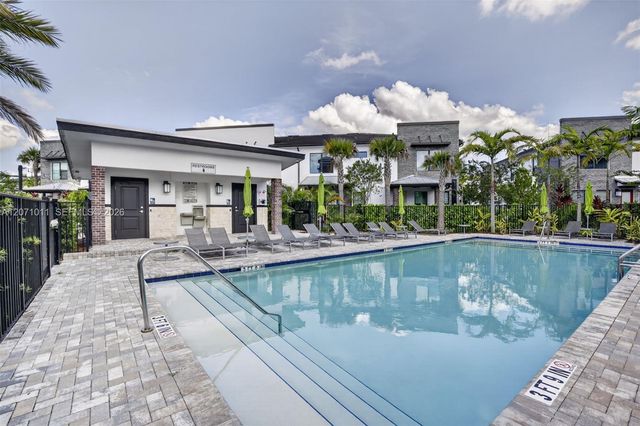 771 NW 84th Terrace, Plantation, FL 33324