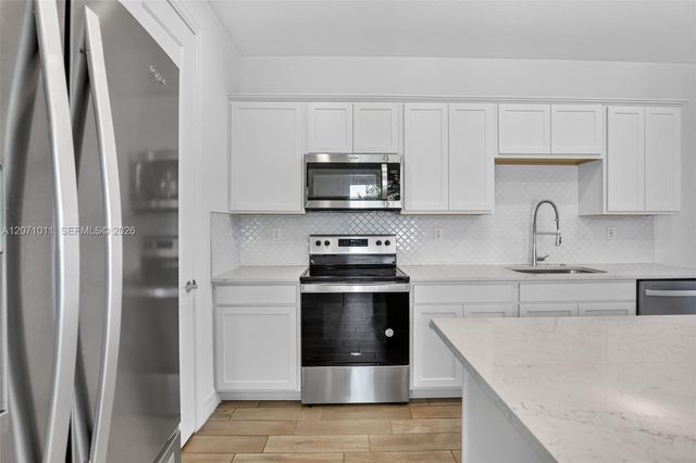 771 NW 84th Terrace, Plantation, FL 33324