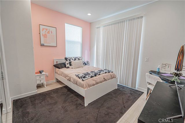 27154 Valley Oak Place, Valencia, CA 91381