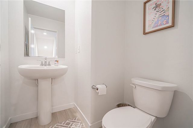 27154 Valley Oak Place, Valencia, CA 91381