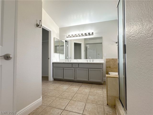 7604 Cruz Bay Court, Las Vegas, NV 89128