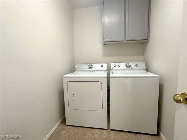 7604 Cruz Bay Court, Las Vegas, NV 89128