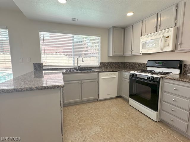 7604 Cruz Bay Court, Las Vegas, NV 89128
