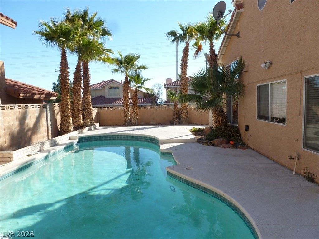Image 31 of property listing at 7604 Cruz Bay Court, Las Vegas, NV 89128