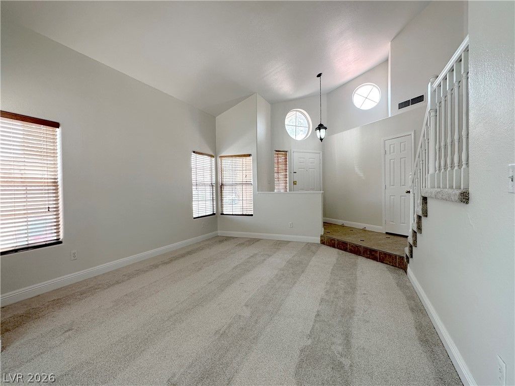 Image 7 of property listing at 7604 Cruz Bay Court, Las Vegas, NV 89128