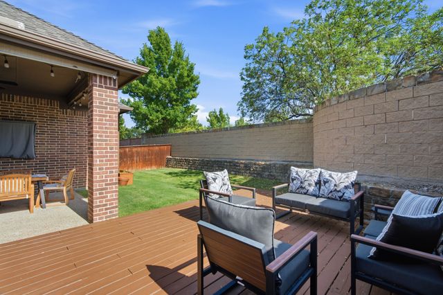 1200 Grant Avenue, Lantana, TX 76226