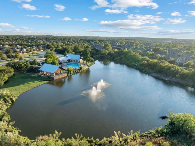 1200 Grant Avenue, Lantana, TX 76226