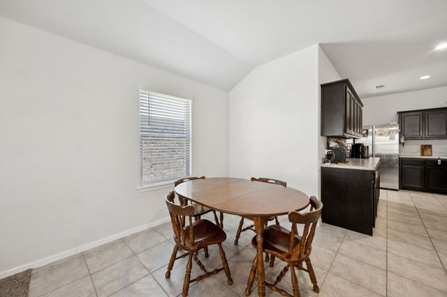 1148 Loomis Trail, Justin, TX 76247