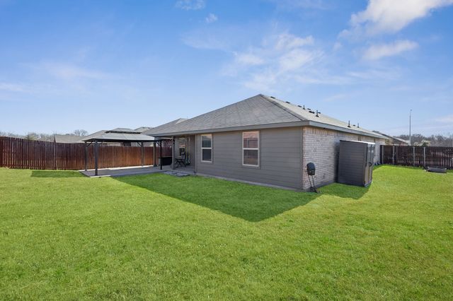 1148 Loomis Trail, Justin, TX 76247