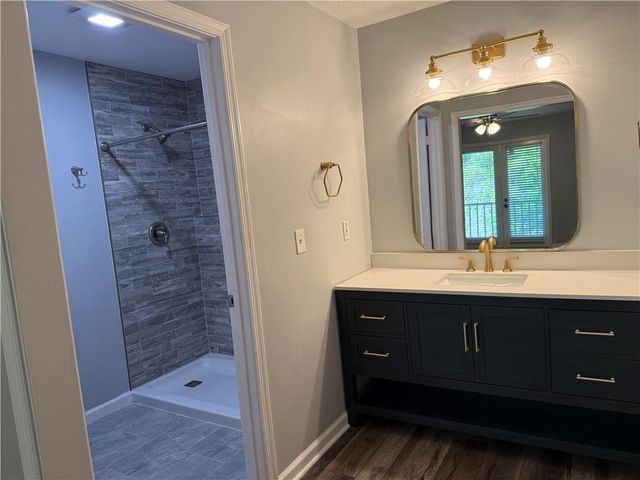 17 Saint Claire Lane NE, Atlanta, GA 30324