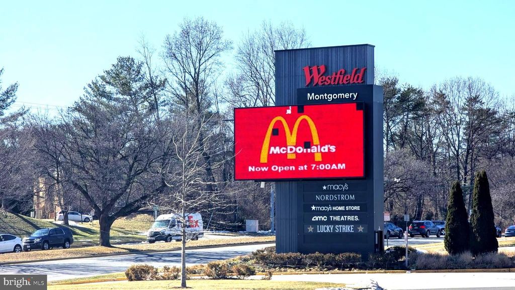 10320 WESTLAKE DR #E301, Bethesda, MD 20817