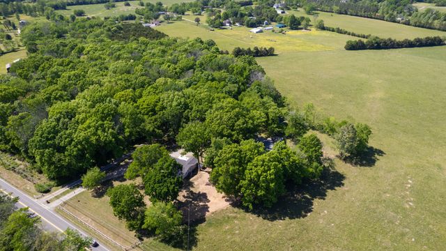 7195 Carthage Hwy, Lebanon, TN 37087
