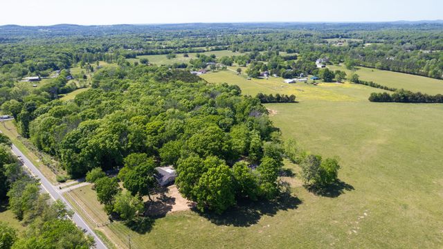 7195 Carthage Hwy, Lebanon, TN 37087