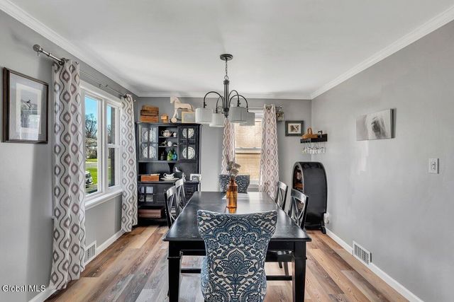 1022 Day Road, Rotterdam, NY 12303