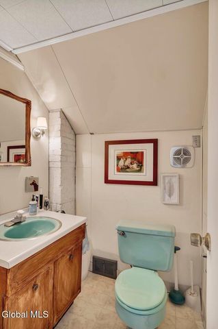 1022 Day Road, Rotterdam, NY 12303