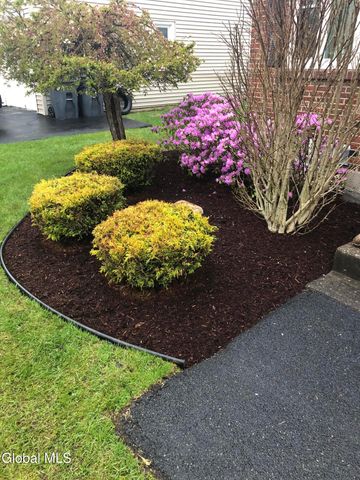 1022 Day Road, Rotterdam, NY 12303