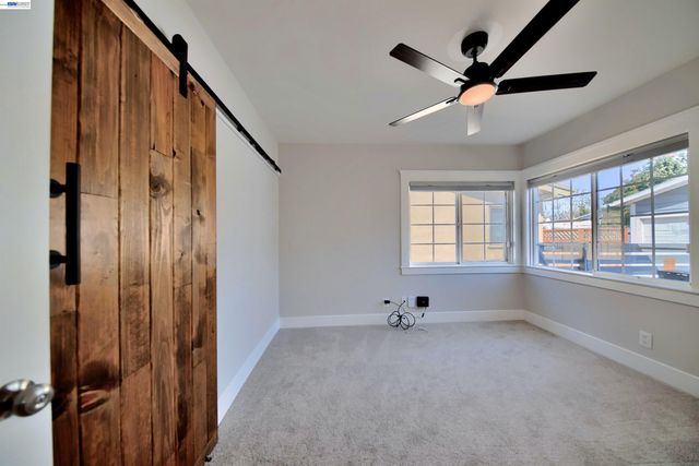 5706 Brookdale Ave, Oakland, CA 94605