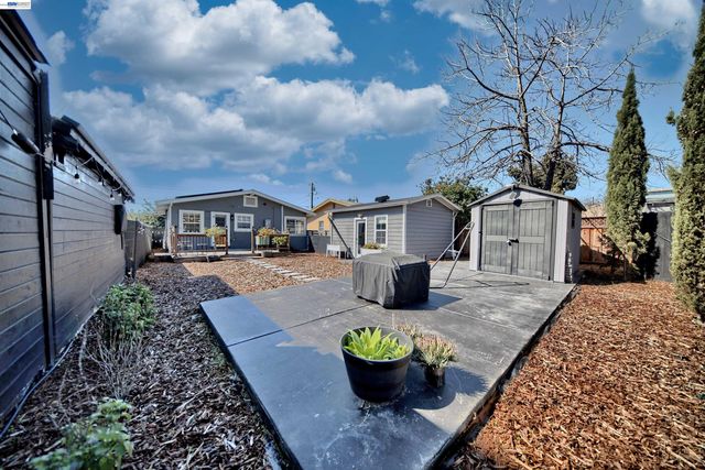 5706 Brookdale Ave, Oakland, CA 94605