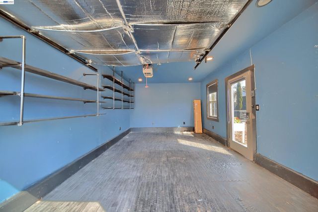 5706 Brookdale Ave, Oakland, CA 94605