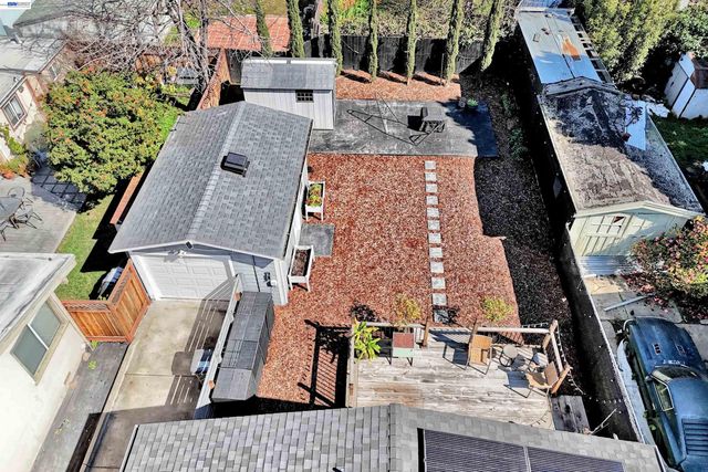 5706 Brookdale Ave, Oakland, CA 94605