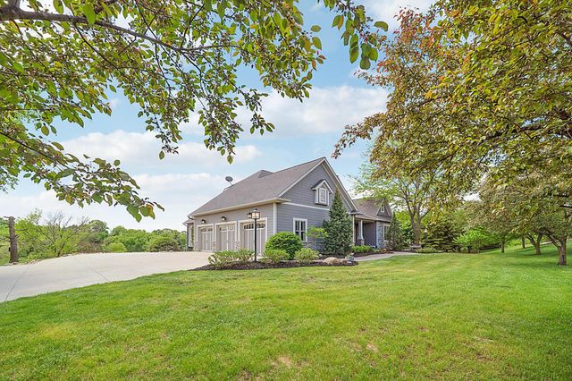 5641 Meadow Lane, Elko New Market, MN 55020