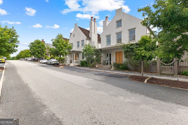 110 3rd Street, Fayetteville, GA 30214