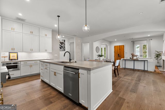 110 3rd Street, Fayetteville, GA 30214