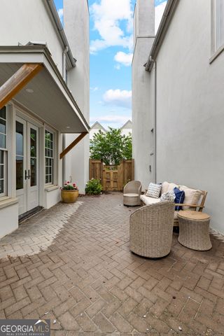 110 3rd Street, Fayetteville, GA 30214