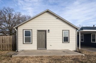 1618 N Piatt Ave, Wichita, KS 67214