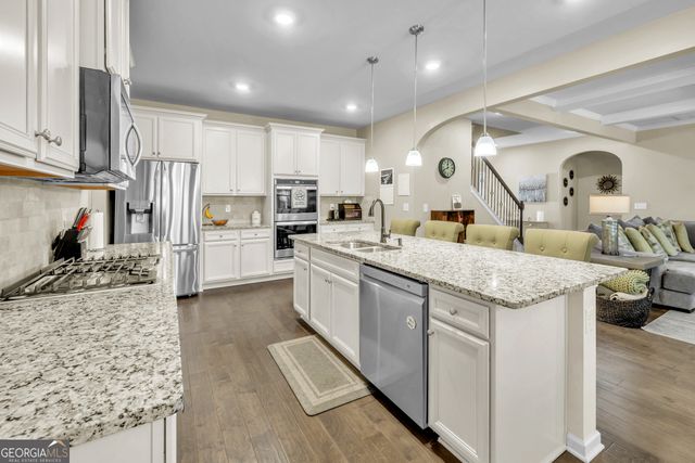 134 Brookview Drive, Newnan, GA 30265