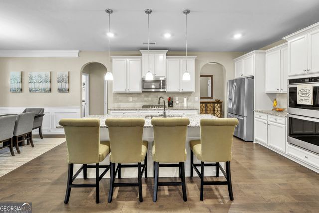 134 Brookview Drive, Newnan, GA 30265