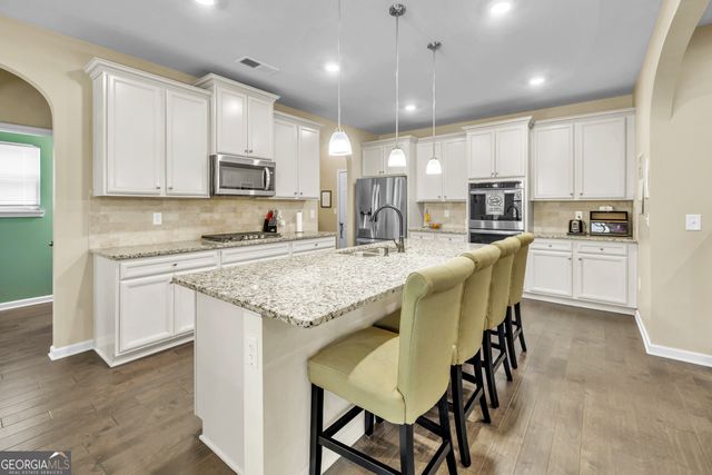 134 Brookview Drive, Newnan, GA 30265