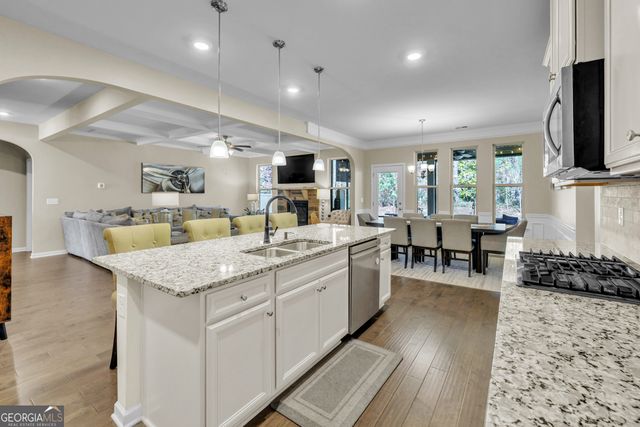 134 Brookview Drive, Newnan, GA 30265