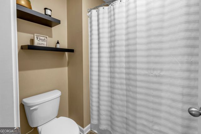 134 Brookview Drive, Newnan, GA 30265