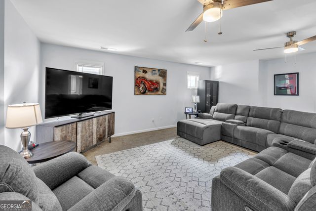 134 Brookview Drive, Newnan, GA 30265