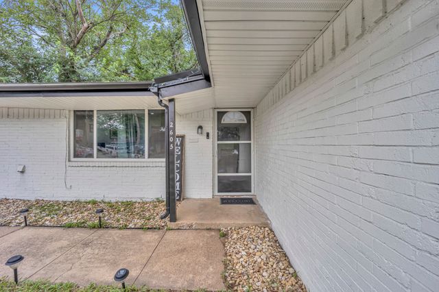 2605 Himes Street, Irving, TX 75060