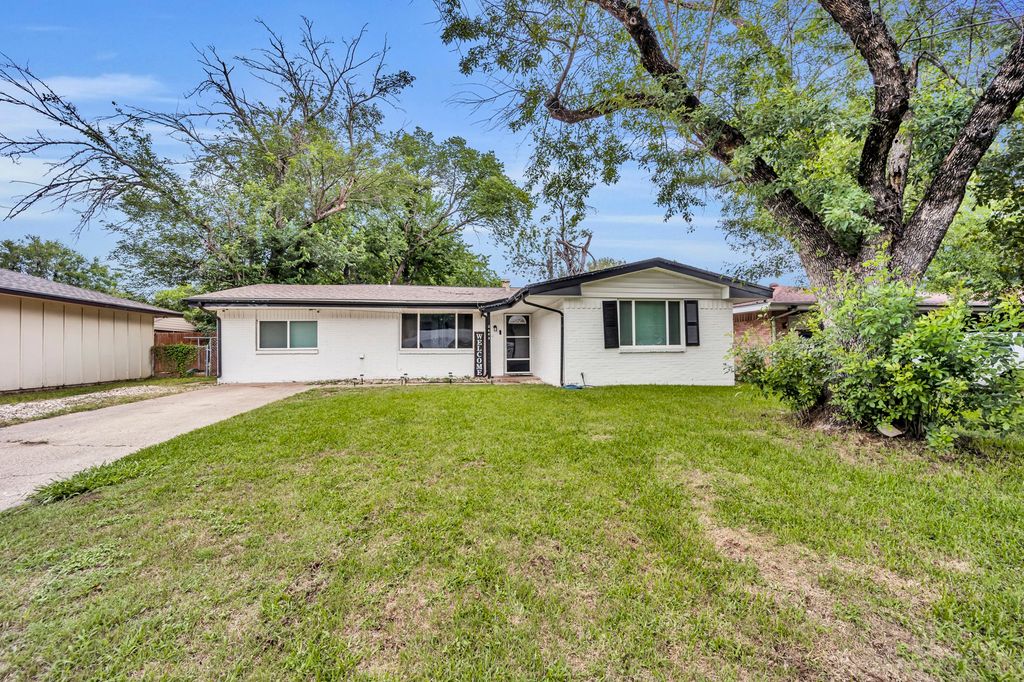 2605 Himes Street, Irving, TX 75060