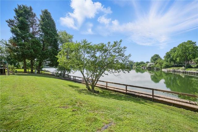 1109 Plantation Lakes CIR, Chesapeake, VA 23320