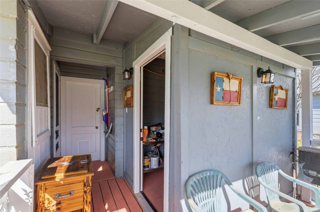 915 S Neches Street, Coleman, TX 76834