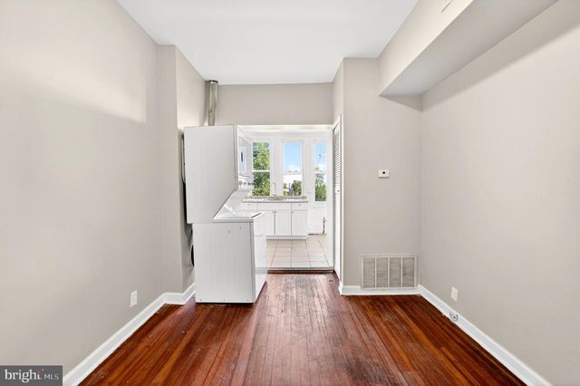 1725 GWYNNS FALLS PKWY, Baltimore, MD 21217