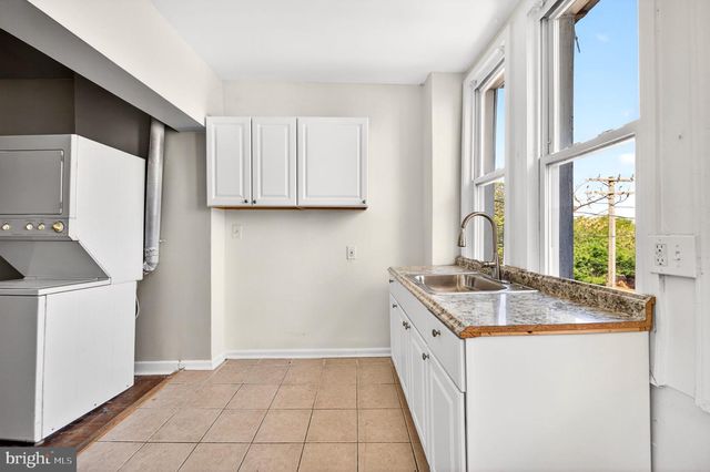 1725 GWYNNS FALLS PKWY, Baltimore, MD 21217