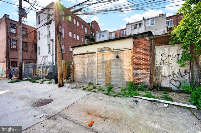 1725 GWYNNS FALLS PKWY, Baltimore, MD 21217