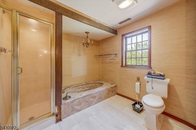 1 Canoe Ln, Roseland Boro, NJ 07068