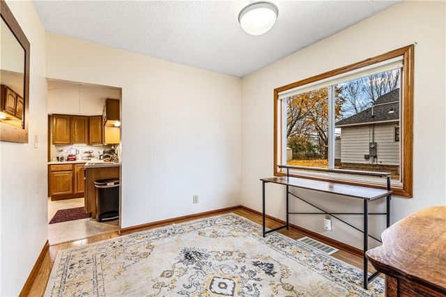 1524 Lyndale Avenue, Eau Claire, WI 54701