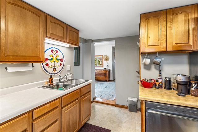 1524 Lyndale Avenue, Eau Claire, WI 54701