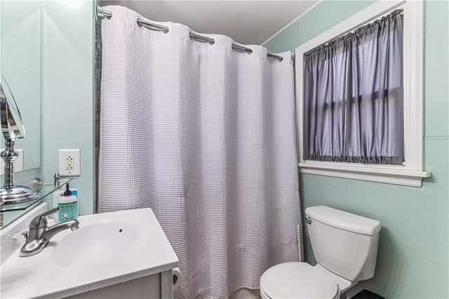 1524 Lyndale Avenue, Eau Claire, WI 54701